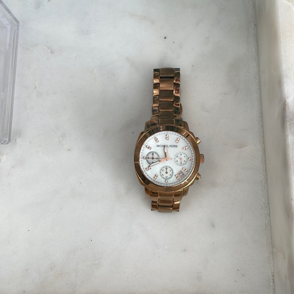 michael kors rose gold watch
